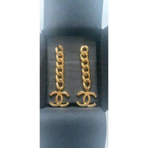 CHANEL 20P Chunky Gold Chain Dangle CC Earrings